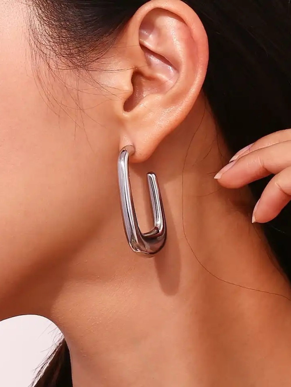 Minimal Sculpted Silver Hoop Earrings - Women's Jewelry